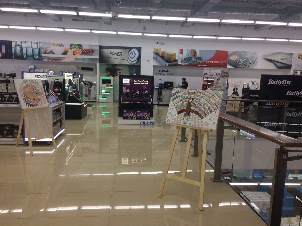 Expozitie Cristina Barsony la Flanco Baneasa_Poarta cate Arta (2)